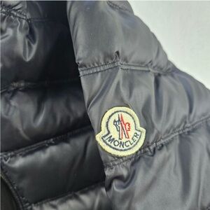 Amazing ~Moncler Grenoble  down puffer Men’s  jacket Black. Super nice !!!